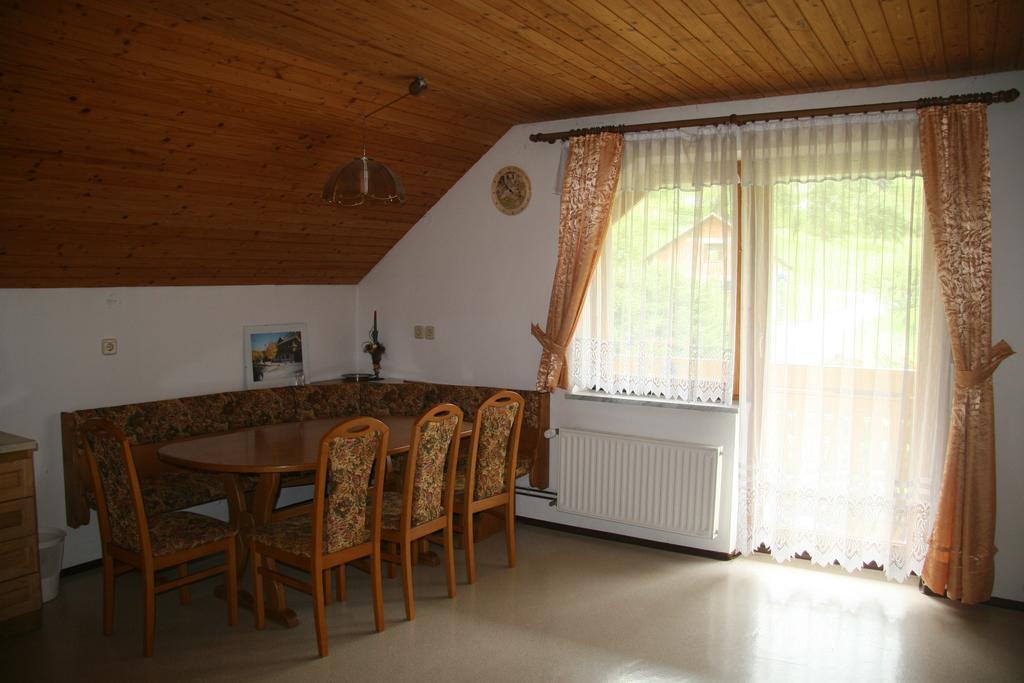 Guest House Kveder Škofja Loka Quarto foto